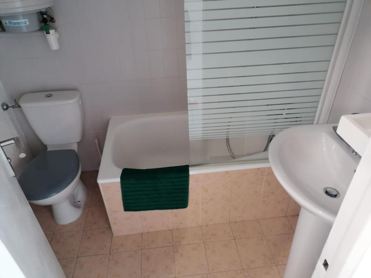 Joli Studio Bord De Mer, Clim, Balcon, Parking Prive 멍똥 외부 사진