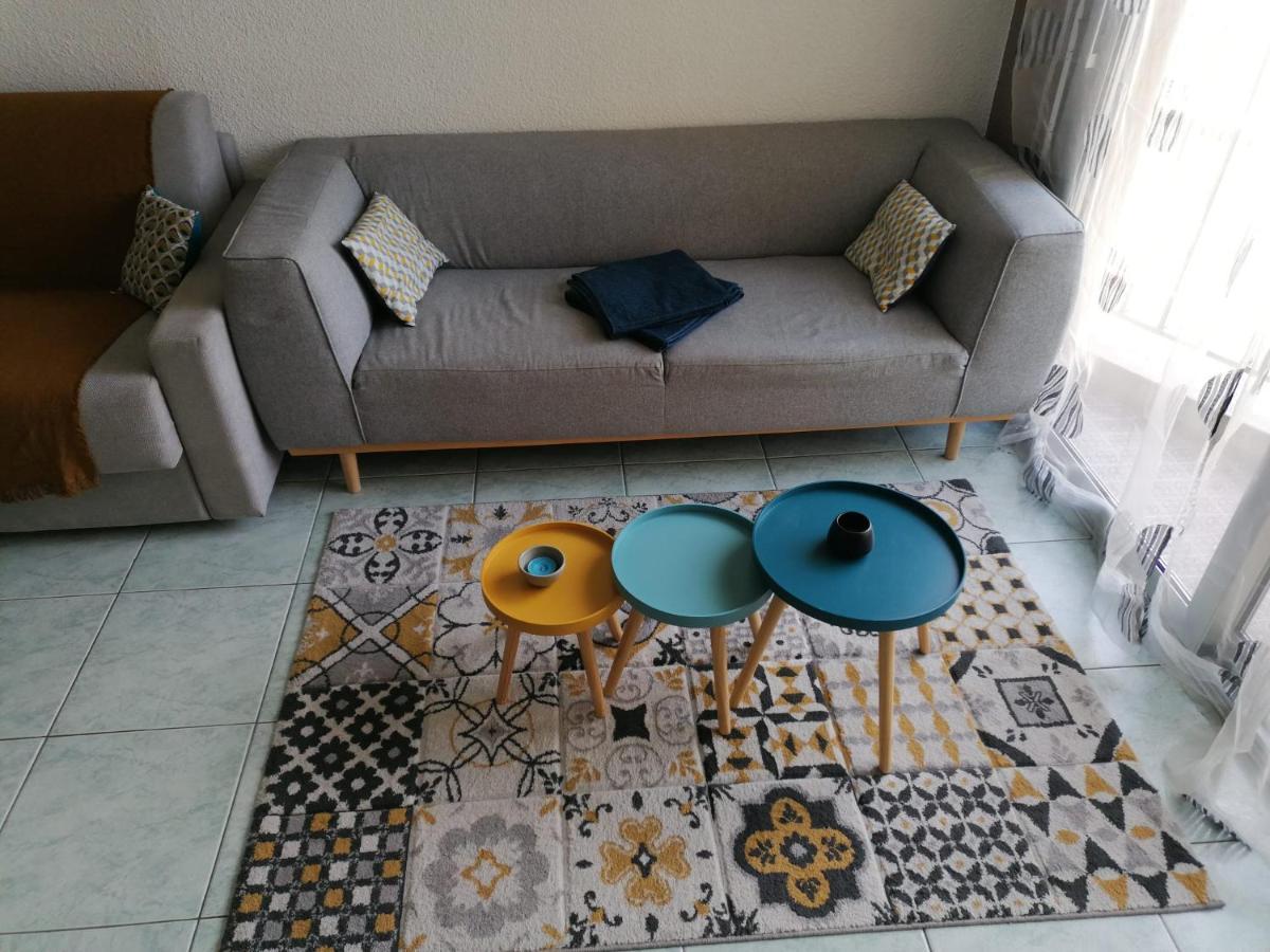 Joli Studio Bord De Mer, Clim, Balcon, Parking Prive 멍똥 외부 사진